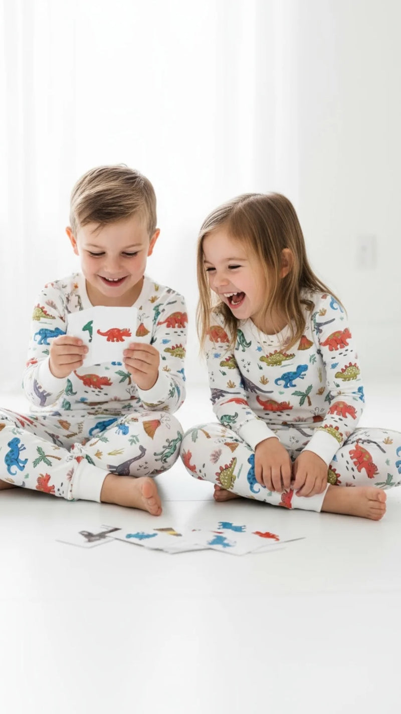 Smart Dreams - Dinosaur pajamas and cards