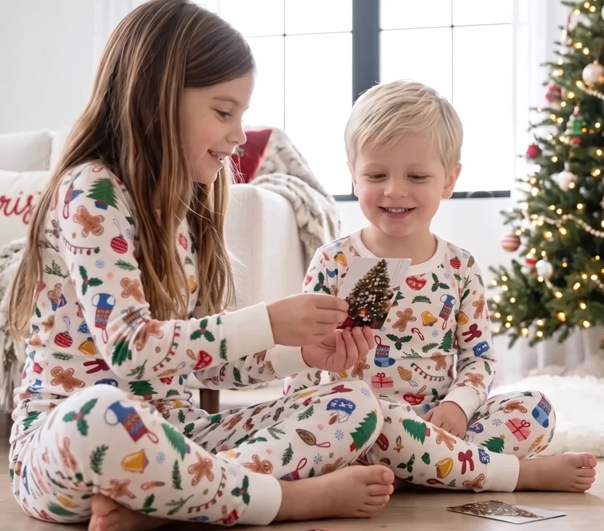Smart Dreams® Christmas! Pajamas + Dreamer Cards Included