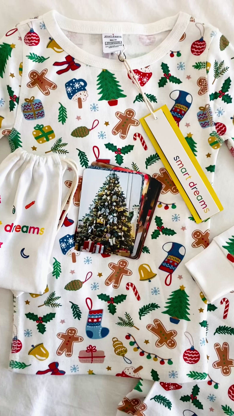 Smart Dreams - Christmas pajamas and cards
